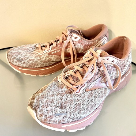 Brooks Shoes - Brooks Ghost 14 Shoes Delicacy Coral Pink 1203561B265 Women’s Size US 9.5 B